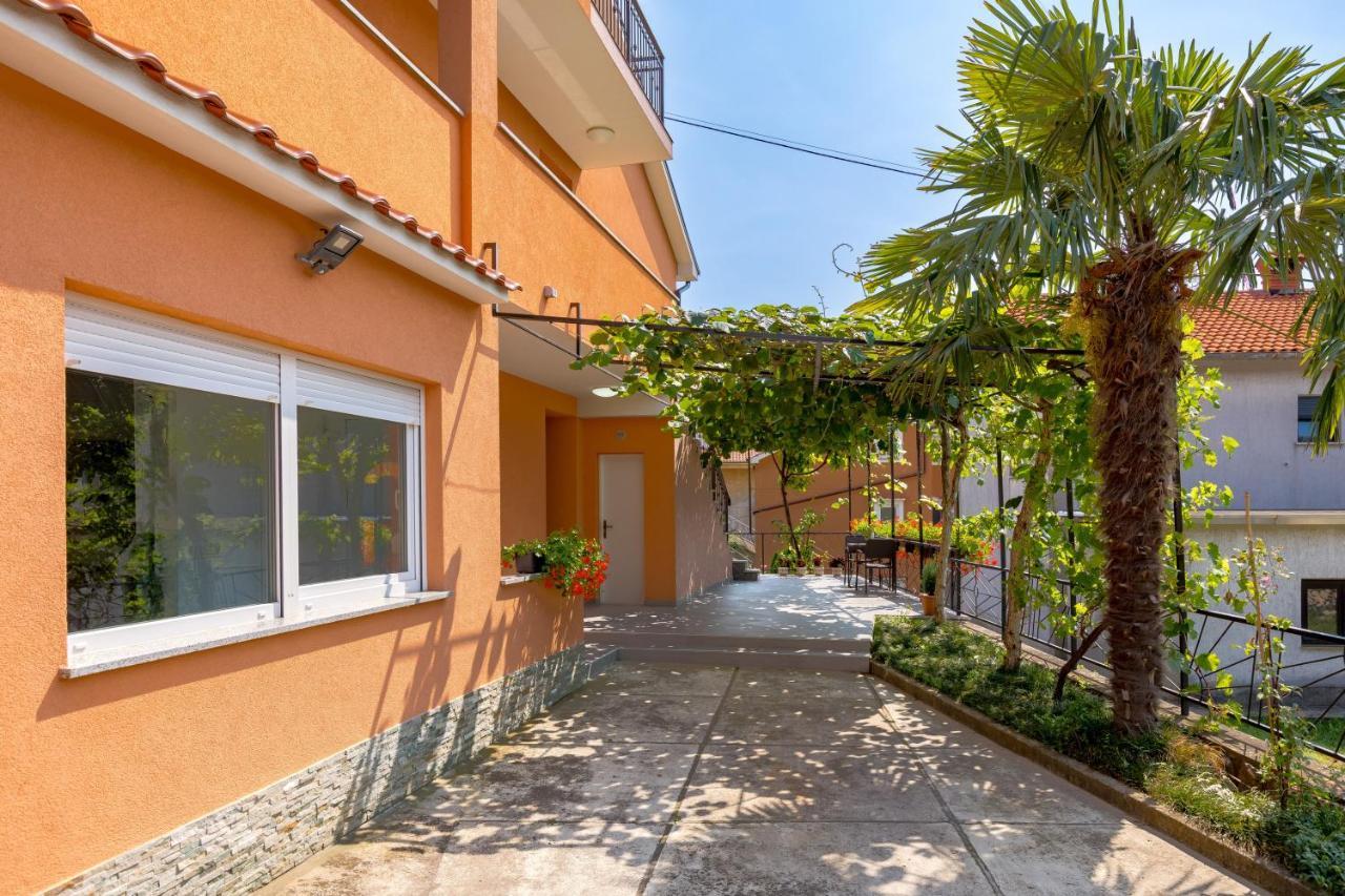 Apartment Flowers Kastav Exterior foto
